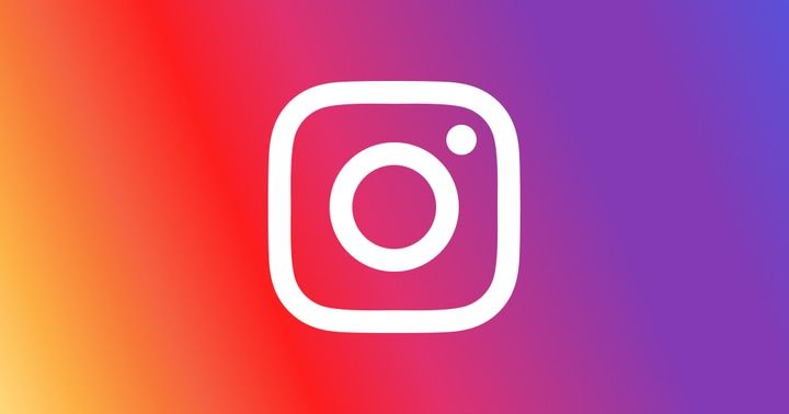 Instagram Giveaway Logo